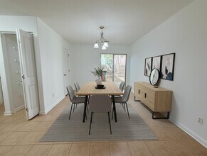 130 Rush Haven in San Marcos, TX - Foto de edificio - Building Photo