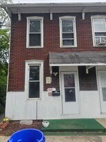 2039 Kensington St, Unit A in Harrisburg, PA - Building Photo