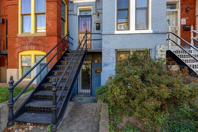 2025 11th St NW in Washington, DC - Building Photo - Building Photo