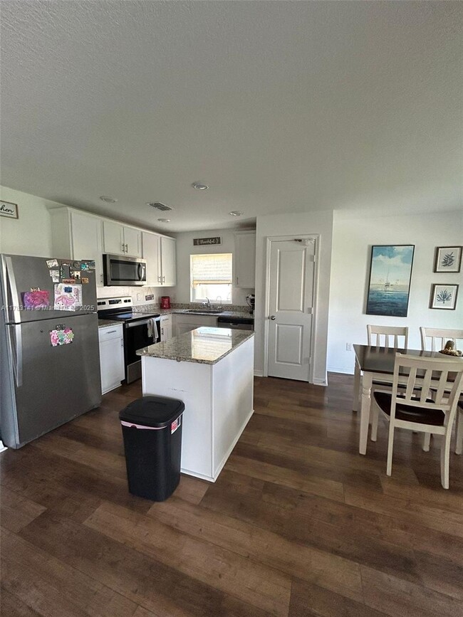 4376 Carrabelle River Ln in Lakeland, FL - Building Photo - Building Photo