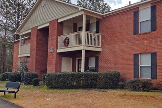 Rock Pointe Apartments in Thomasville, AL - Building Photo - Building Photo