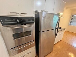1824 Manning Ave in Los Angeles, CA - Building Photo - Building Photo