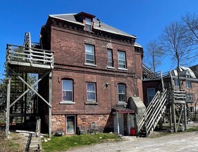 205 S Prospect St in Burlington, VT - Building Photo - Building Photo