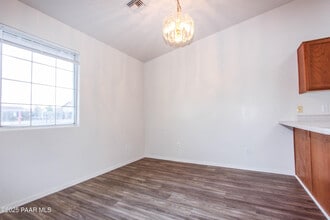 7212 E Burro Ln in Prescott Valley, AZ - Building Photo - Building Photo