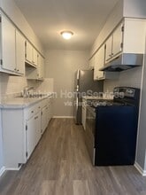 218 Charleston Blvd in Macomb, IL - Building Photo - Building Photo