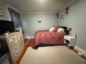 160 Pleasant St, Unit Unit 2 in Lowell, MA - Building Photo - Building Photo