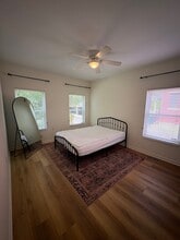 4127 Ballard Ave, Unit 4127 in Cincinnati, OH - Foto de edificio - Building Photo