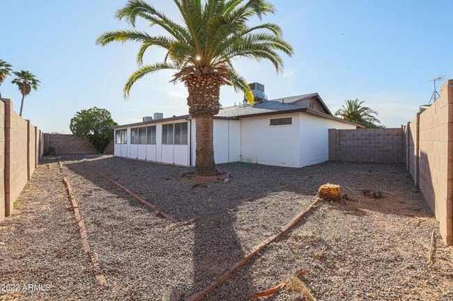 10413 W Butler Dr in Peoria, AZ - Building Photo - Building Photo