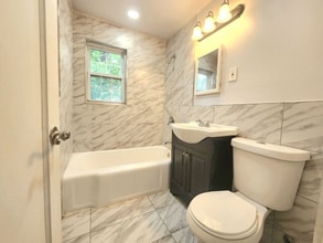 16 Beaumont Pl in Newark, NJ - Building Photo - Building Photo