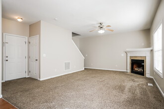 1249 Braemar Highland Dr in Zebulon, NC - Building Photo - Building Photo