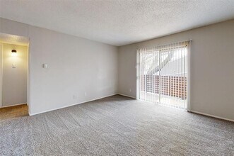 6011 I-30 in Greenville, TX - Building Photo - Building Photo