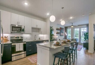 3900 Dacoma St in Houston, TX - Building Photo - Building Photo