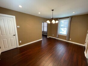 401 Clarence St in Pittsburgh, PA - Building Photo - Building Photo