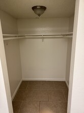 44406 15th St E, Unit 7 in Lancaster, CA - Building Photo - Building Photo
