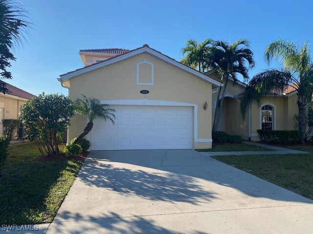 14511 Jekyll Island Ct in Naples, FL - Foto de edificio