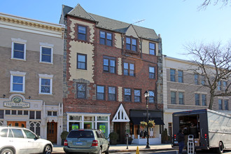 271-273 Greenwich Ave in Greenwich, CT - Building Photo - Building Photo