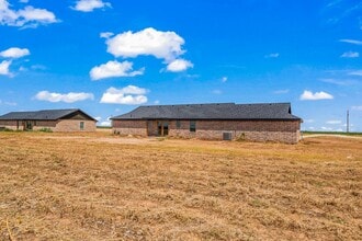 10907 N County Rd 2800 in Lubbock, TX - Building Photo - Building Photo