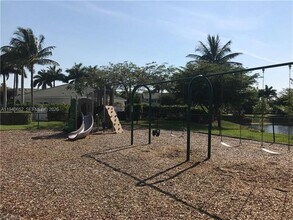 10035 Spyglass Hill Ln in Ft. Myers, FL - Building Photo - Building Photo