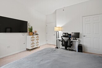 1304 City Pl, Unit 1304 in Edgewater, NJ - Building Photo - Building Photo