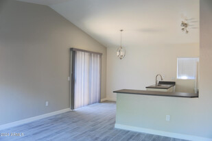 109 E Concorda Dr in Tempe, AZ - Building Photo - Building Photo