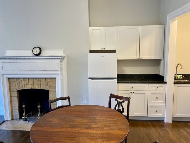 174 Commonwealth Ave, Unit 7