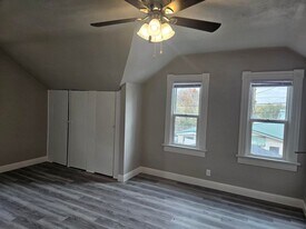 424 E Fifth St in Washington, MO - Building Photo