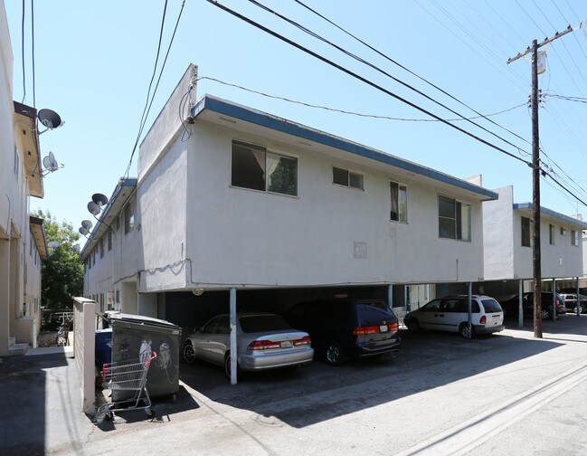 11465 VENICE BL in Los Angeles, CA - Building Photo - Building Photo