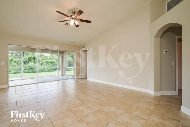 3215 41st St SW in Lehigh Acres, FL - Building Photo - Building Photo