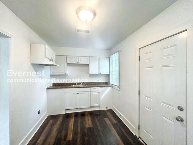 1082 Palmetto Ave in Memphis, TN - Foto de edificio - Building Photo