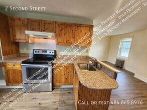 2 2nd St in Kutztown, PA - Building Photo - Building Photo