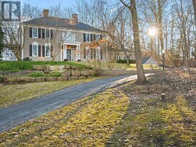 10187 Lakeshore Rd W in Wainfleet, ON - Building Photo