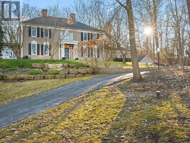 property at 10187 Lakeshore Rd W