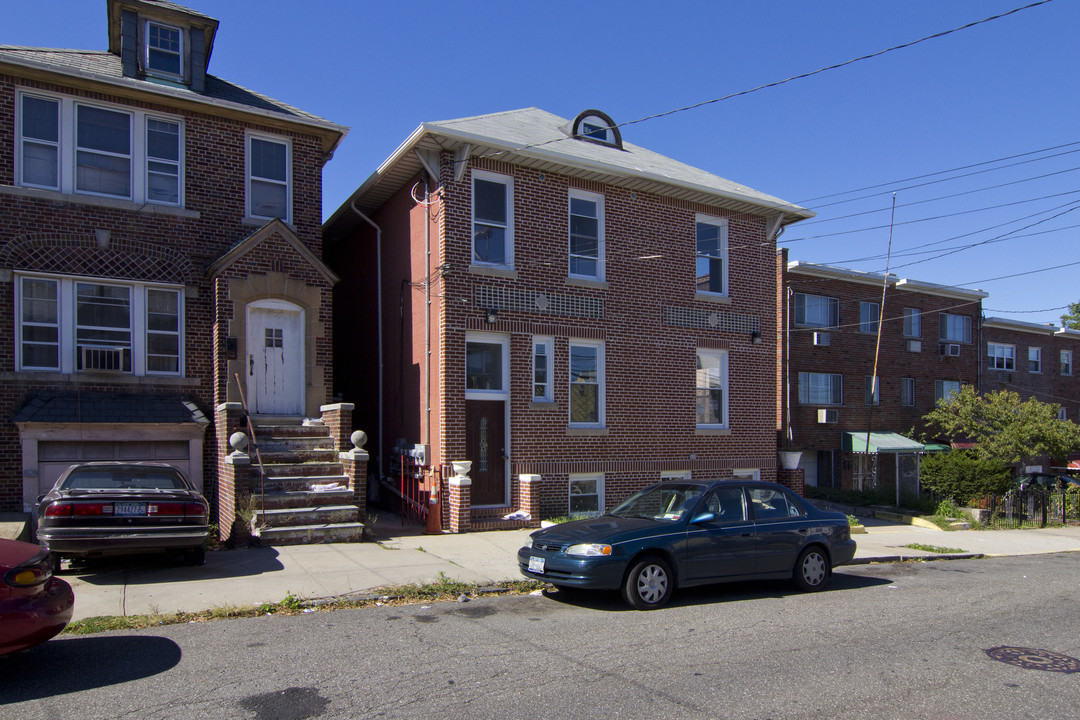 1727 Fowler Ave in Bronx, NY - Building Photo