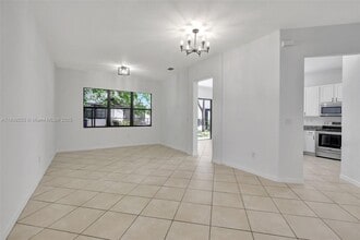 9135 SW 36th Mnr in Miramar, FL - Building Photo - Building Photo
