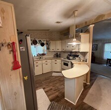 128 Needle Palm Ln in Naples, FL - Building Photo - Building Photo