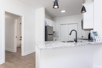 The Grove at Perry in Perry, GA - Building Photo - Interior Photo