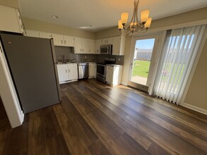 1010 Kings Rd in Kirksville, MO - Building Photo - Building Photo