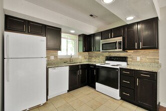 3918-3920-3920 S Rock Quarry Rd in Columbia, MO - Building Photo - Building Photo