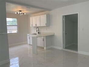 7631 NW 4th Ave in Miami, FL - Building Photo - Building Photo