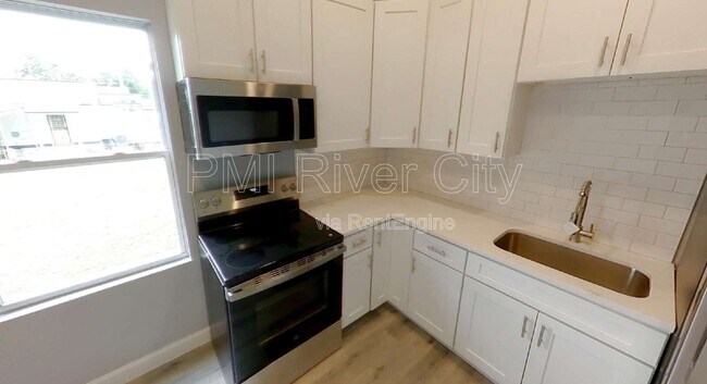 property at 151 W 17th St