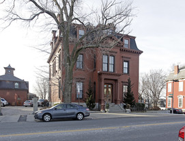 789 E Broadway Apartments