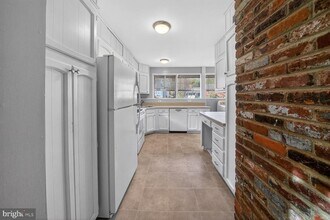 6020 Cheshire Dr in Bethesda, MD - Building Photo - Building Photo