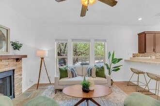 2414 Longview St in Austin, TX - Building Photo - Building Photo