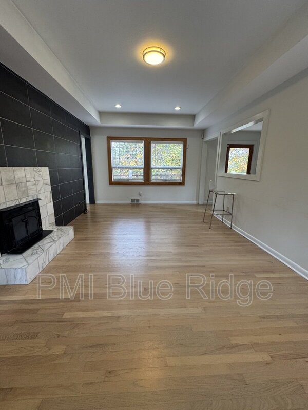 25 Leisure Mountain Rd in Asheville, NC - Building Photo - Building Photo