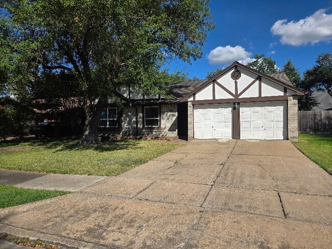 2114 Landcircle Ct