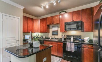 1455 Louisiana Ave in League City, TX - Building Photo - Building Photo