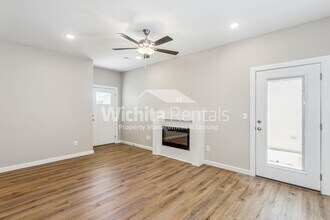 5032-5032 S Sycamore St in Wichita, KS - Building Photo - Building Photo