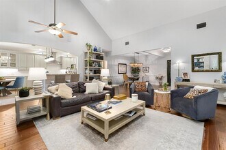 5900 Cartwright Cove in Austin, TX - Building Photo - Building Photo