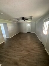 222 E 38th St in Texarkana, AR - Foto de edificio - Building Photo