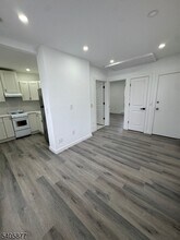 96 Broughton Ave in Bloomfield, NJ - Building Photo - Building Photo